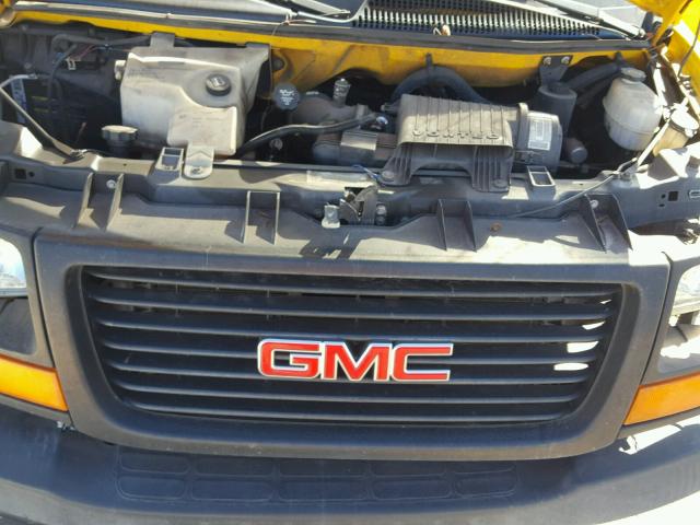 1GDGG31V631900336 - 2003 GMC SAVANA CUT YELLOW photo 7