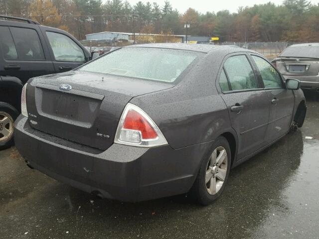 3FAHP07156R248465 - 2006 FORD FUSION SE GRAY photo 4