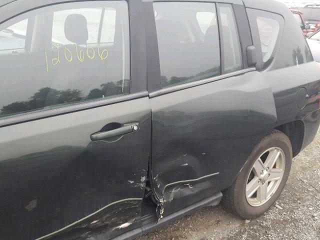 1J4NF4FB8AD604582 - 2010 JEEP COMPASS SP 绿色 照片 9