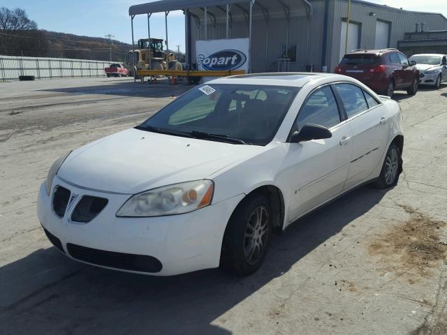 1G2ZG558264235083 - 2006 PONTIAC G6 SE1 WHITE photo 2