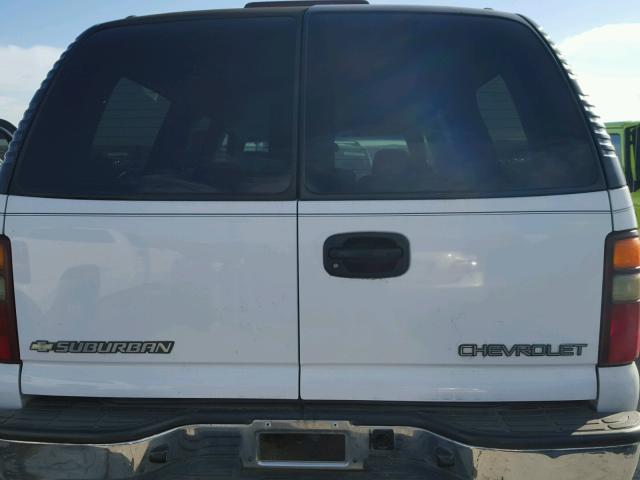 1GNEC16Z33R123310 - 2003 CHEVROLET SUBURBAN C WHITE photo 9