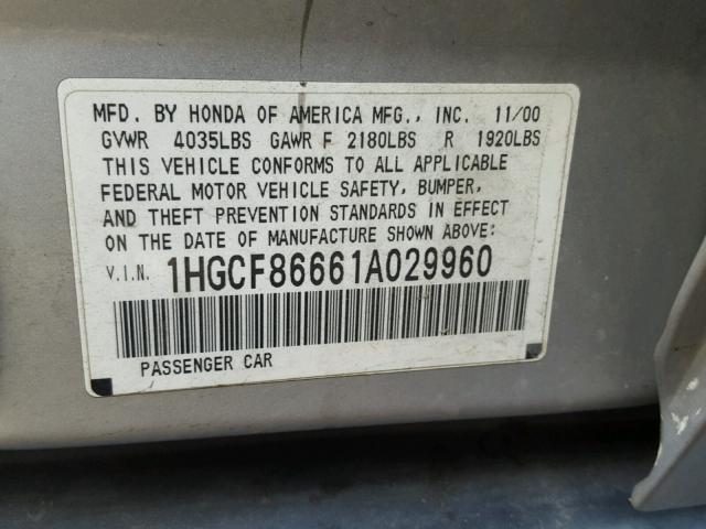 1HGCF86661A029960 - 2001 HONDA ACCORD VAL SILVER photo 10