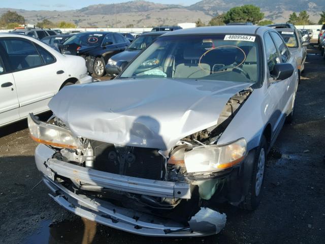 1HGCF86661A029960 - 2001 HONDA ACCORD VAL SILVER photo 2