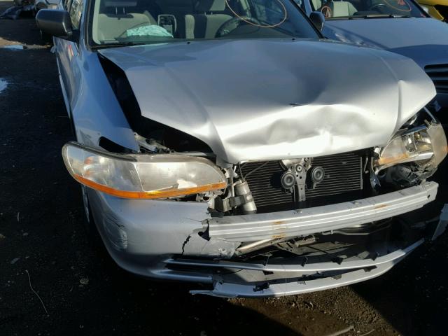 1HGCF86661A029960 - 2001 HONDA ACCORD VAL SILVER photo 9