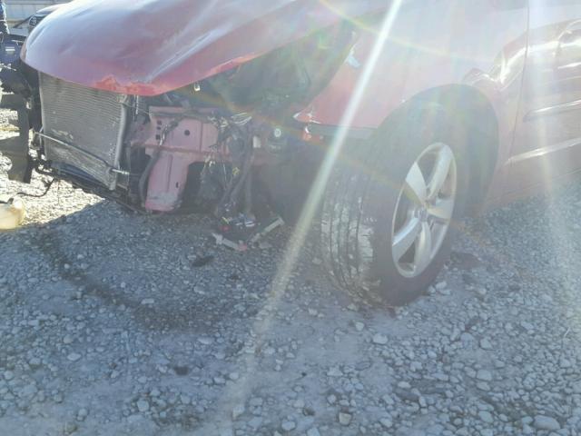 2V8HW341X9R582170 - 2009 VOLKSWAGEN ROUTAN SE MAROON photo 9