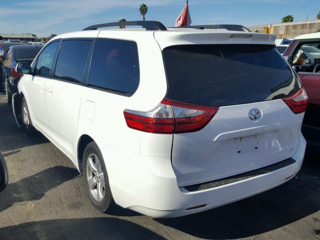 5TDKK3DC2FS609251 - 2015 TOYOTA SIENNA LE WHITE photo 3