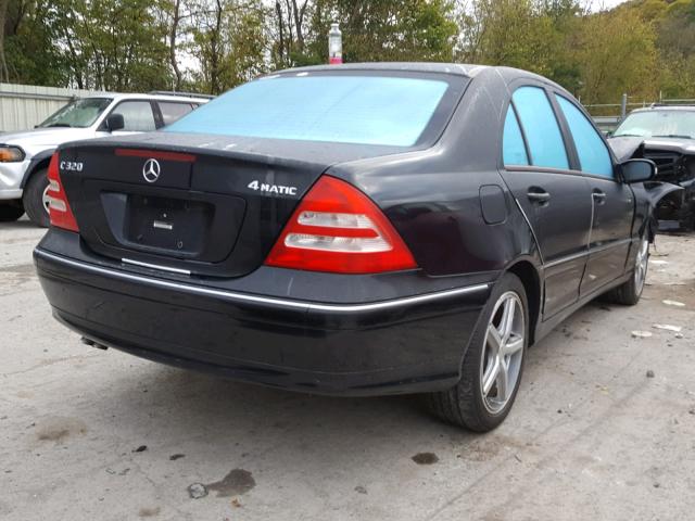 WDBRF84J63F387905 - 2003 MERCEDES-BENZ C 320 4MAT BLACK photo 4