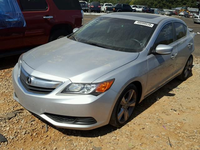 19VDE1F36FE000071 - 2015 ACURA ILX 20 SILVER photo 2