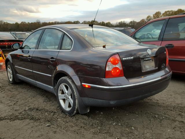 WVWRH63B94P207550 - 2004 VOLKSWAGEN PASSAT GLX BROWN photo 3