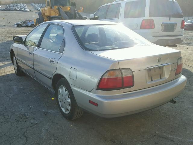 1HGCD5638VA004784 - 1997 HONDA ACCORD LX TAN photo 3