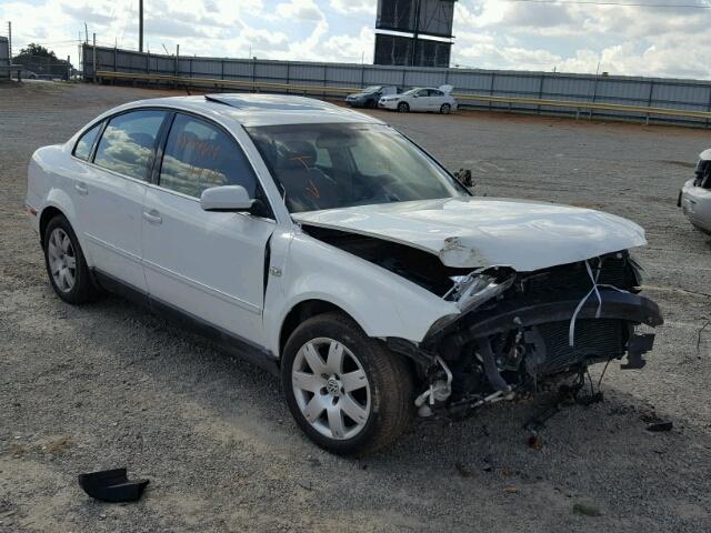 WVWTH63B92P360433 - 2002 VOLKSWAGEN PASSAT GLX WHITE photo 1