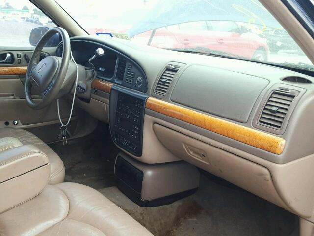 1LNLM97V7WY603394 - 1998 LINCOLN CONTINENTA BLUE photo 9