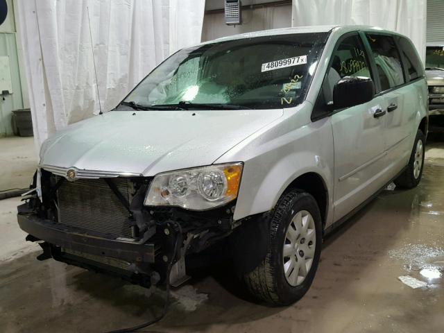 2A8HR44H08R138342 - 2008 CHRYSLER TOWN & COU GRAY photo 2