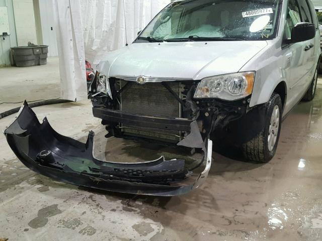 2A8HR44H08R138342 - 2008 CHRYSLER TOWN & COU GRAY photo 9