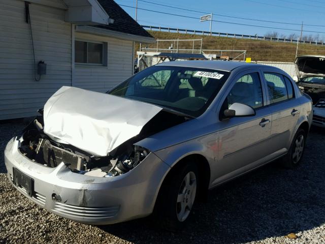 1G1AL58F687173714 - 2008 CHEVROLET COBALT LT SILVER photo 2