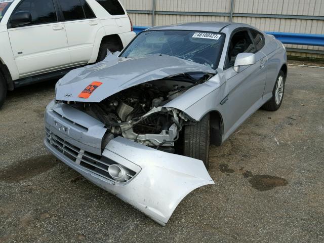 KMHHM66D78U266572 - 2008 HYUNDAI TIBURON GS SILVER photo 2