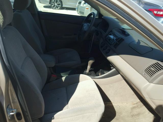 4T1BE32K84U274664 - 2004 TOYOTA CAMRY LE 米色 照片 5
