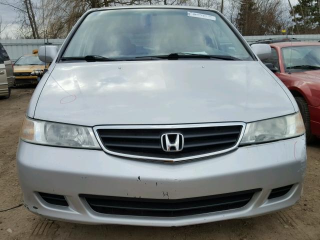 5FNRL18074B119258 - 2004 HONDA ODYSSEY EX SILVER photo 9