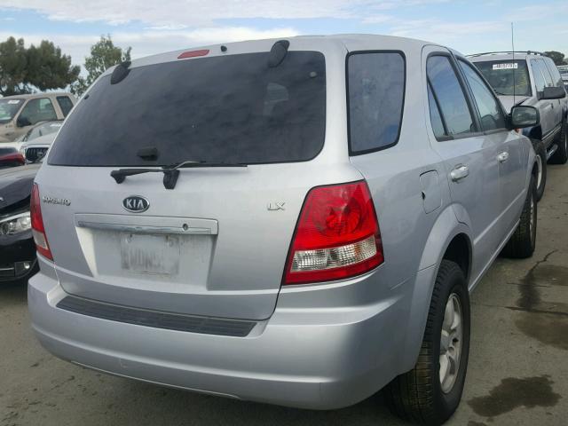 KNDJD733465657001 - 2006 KIA SORENTO EX SILVER photo 4