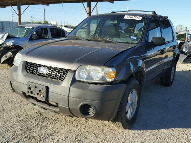 1FMYU02Z06KA56192 - 2006 FORD ESCAPE XLS BLUE photo 2