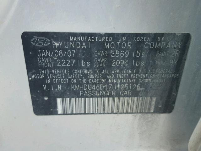 KMHDU46D17U125126 - 2007 HYUNDAI ELANTRA GL SILVER photo 10