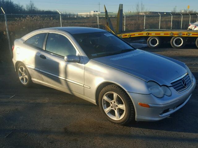 WDBRN40J35A726346 - 2005 MERCEDES-BENZ C 230 SILVER photo 1