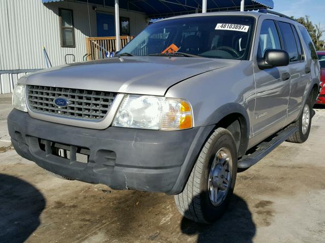 1FMZU62K12UD68675 - 2002 FORD EXPLORER X SILVER photo 2