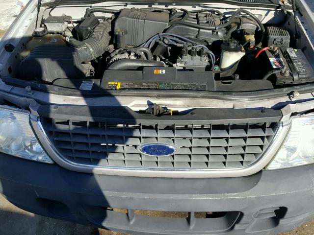 1FMZU62K12UD68675 - 2002 FORD EXPLORER X SILVER photo 7