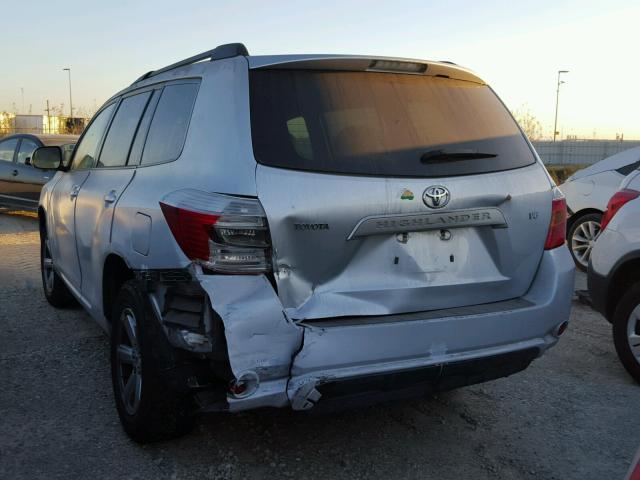 JTEDS41A882040722 - 2008 TOYOTA HIGHLANDER SILVER photo 3