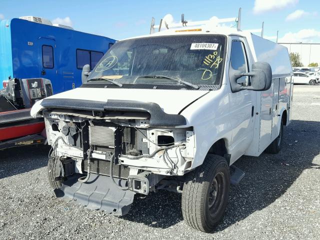 1FDSE3FL9CDA67153 - 2012 FORD ECONOLINE WHITE photo 2