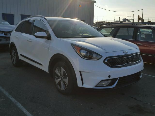 KNDCB3LC8H5069922 - 2017 KIA NIRO FE WHITE photo 1