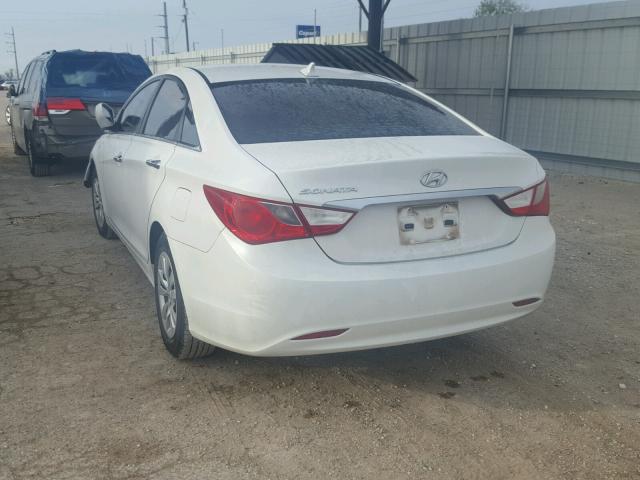 5NPEB4AC1BH265595 - 2011 HYUNDAI SONATA GLS WHITE photo 3