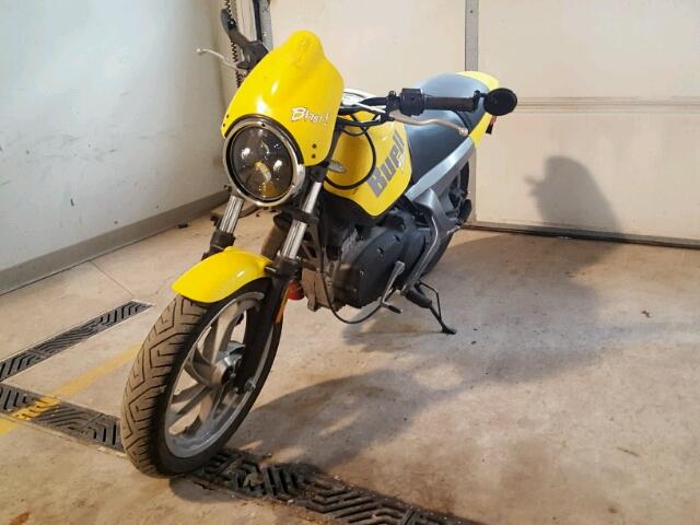 4MZKP13C413503431 - 2001 BUELL BLAST P3 YELLOW photo 2