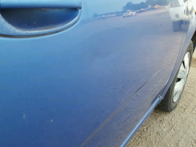 KL1TD52605B348268 - 2005 CHEVROLET AVEO BASE Niebieski zdjęcie 10