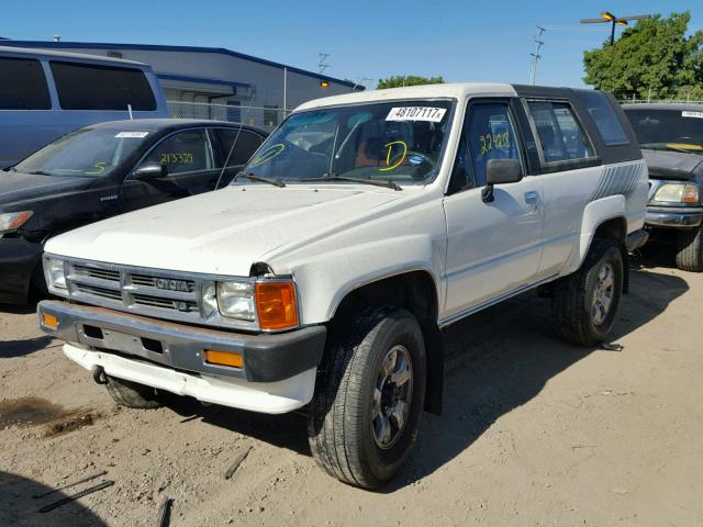 JT3VN66W3J0020271 - 1988 TOYOTA 4RUNNER VN WHITE photo 2