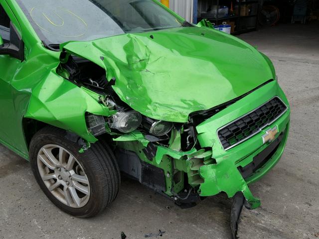 1G1JC6SH2E4233369 - 2014 CHEVROLET SONIC LT GREEN photo 9