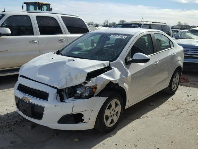 1G1JA5SH7F4220232 - 2015 CHEVROLET SONIC LS Սպիտակ լուսանկար 2