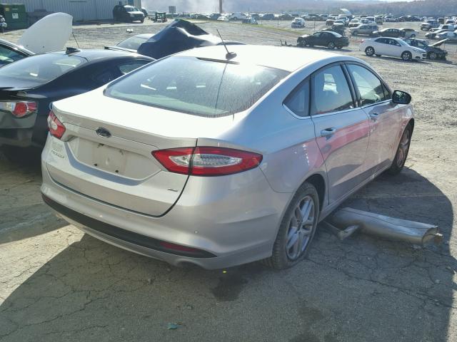 3FA6P0H7XGR350131 - 2016 FORD FUSION SE SILVER photo 4