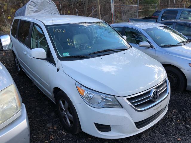 2V8HW54X99R503362 - 2009 VOLKSWAGEN ROUTAN SEL WHITE photo 1