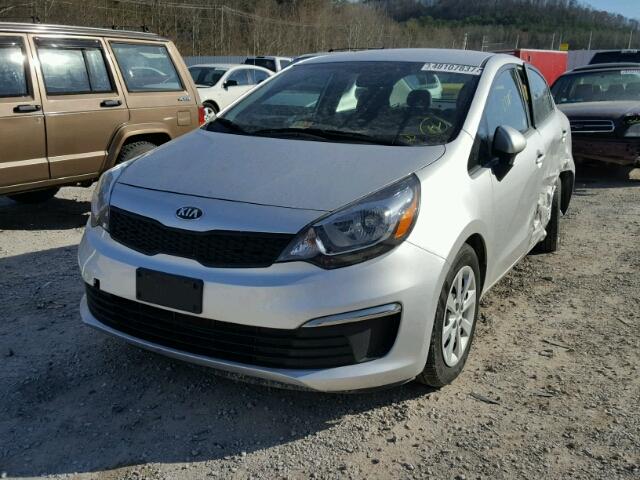 KNADM4A33H6040746 - 2017 KIA RIO LX SILVER photo 2