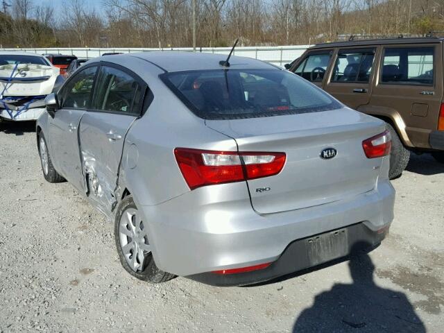 KNADM4A33H6040746 - 2017 KIA RIO LX SILVER photo 3