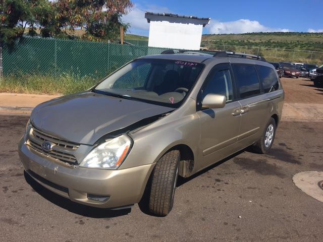 KNDMB233286208127 - 2008 KIA SEDONA EX GOLD photo 2