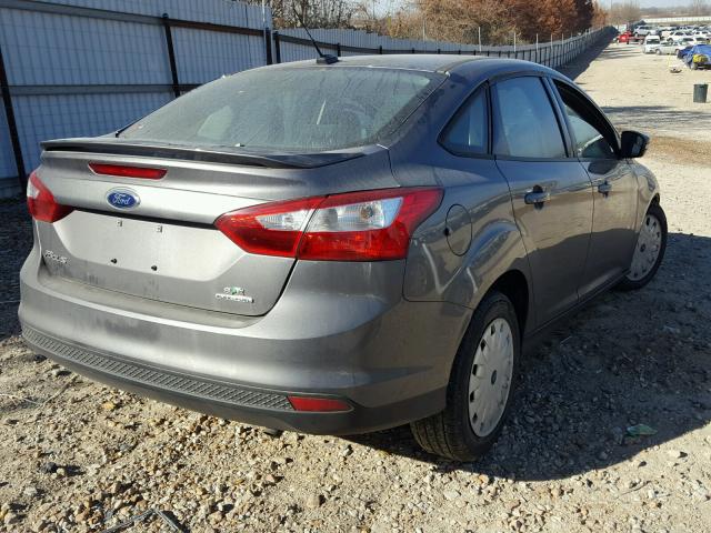 1FADP3F25EL330381 - 2014 FORD FOCUS SE GRAY photo 4