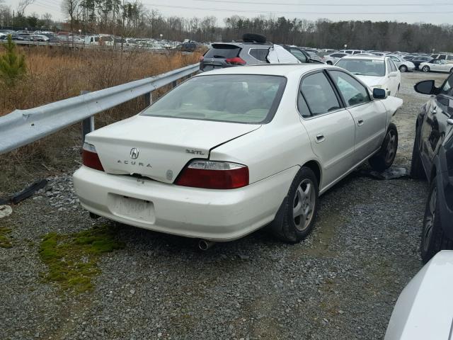 19UUA56683A091929 - 2003 ACURA 3.2TL SILVER photo 4