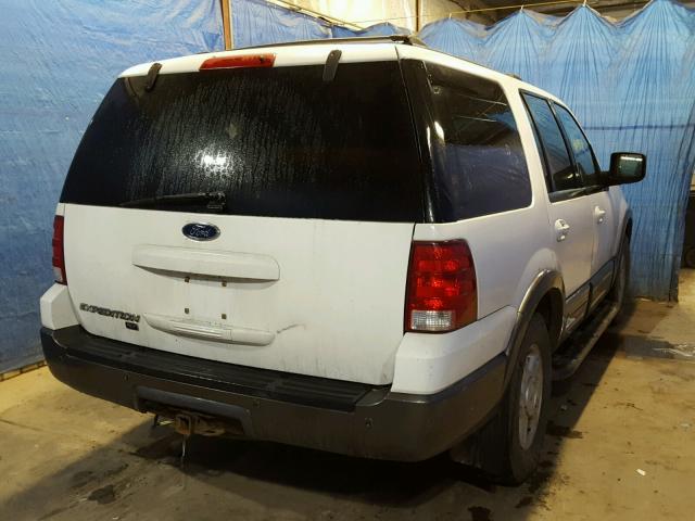 1FMFU16L74LB37491 - 2004 FORD EXPEDITION WHITE photo 4