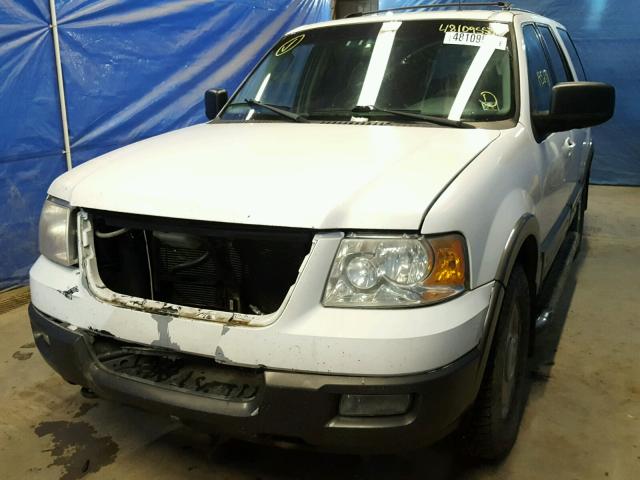 1FMFU16L74LB37491 - 2004 FORD EXPEDITION WHITE photo 9
