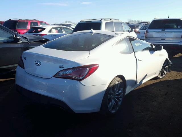 KMHHU6KJ4DU089775 - 2013 HYUNDAI GENESIS CO WHITE photo 4