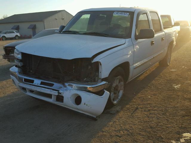 2GTEC13Z961300694 - 2006 GMC NEW SIERRA WHITE photo 2