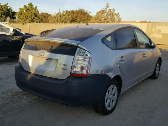 JTDKB20U687700156 - 2008 TOYOTA PRIUS SILVER photo 4