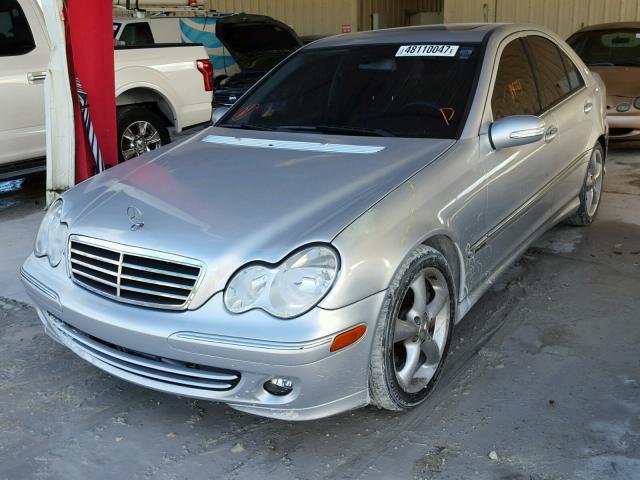 WDBRF52H06E021849 - 2006 MERCEDES-BENZ C GENERATI SILVER photo 2